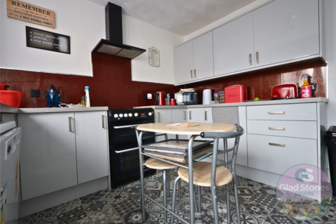 2 bedroom flat for sale, Barton Avenue, Plymouth PL2