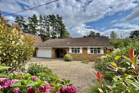 3 bedroom bungalow for sale, Horton Road, Ashley Heath, BH24 2EJ