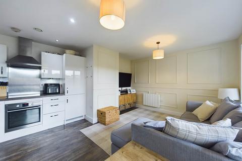 2 bedroom apartment for sale, Longman House , The Embankment, Nash Mills Wharf