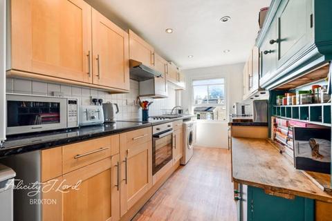1 bedroom flat for sale, Durand Gardens, London, SW9