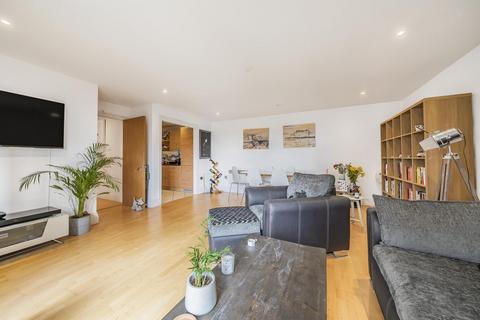 2 bedroom flat for sale, Seven Kings Way, Kingston upon Thames