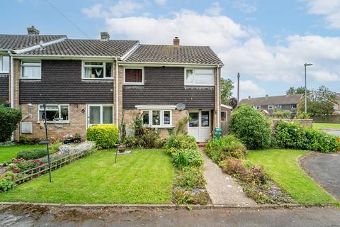 3 bedroom end of terrace house for sale, West Close, Alconbury Weston, Huntingdon.