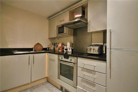 1 bedroom apartment to rent, Chiswick High Road, Chiswick, W4