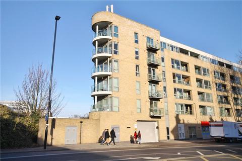 1 bedroom apartment to rent, Chiswick High Road, Chiswick, W4