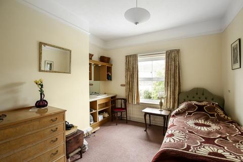 81 Castle Road, Salisbury, SP1 3RW