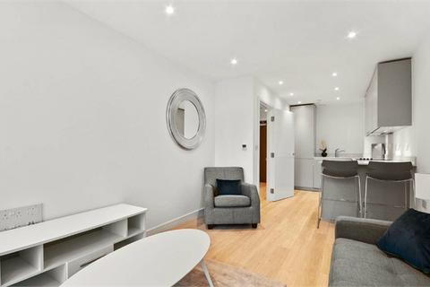 1 bedroom apartment to rent, Pinnacle Apartments, 11 Saffron Central Square, Croydon, CR0