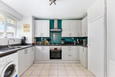 2 bedroom flat for sale, Reynolds Road, London W4