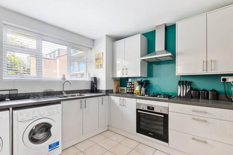 2 bedroom flat for sale, Reynolds Road, London W4