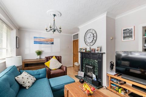 2 bedroom flat for sale, Reynolds Road, London W4