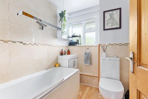 18 Reynolds Road, London, W4 5AR