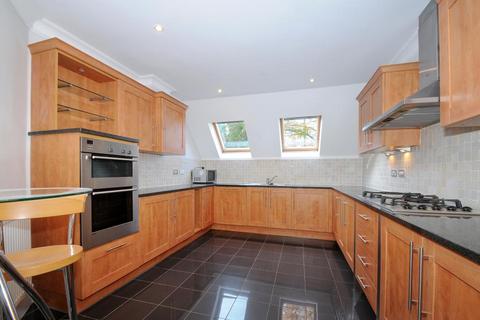 3 bedroom flat for sale, Sunningdale,  Berkshire,  SL5