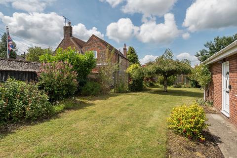 3 bedroom detached bungalow for sale, Marsh Street, Warminster, BA12