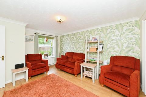 96 Albert Gardens, Church Langley, Harlow, CM17 9QG