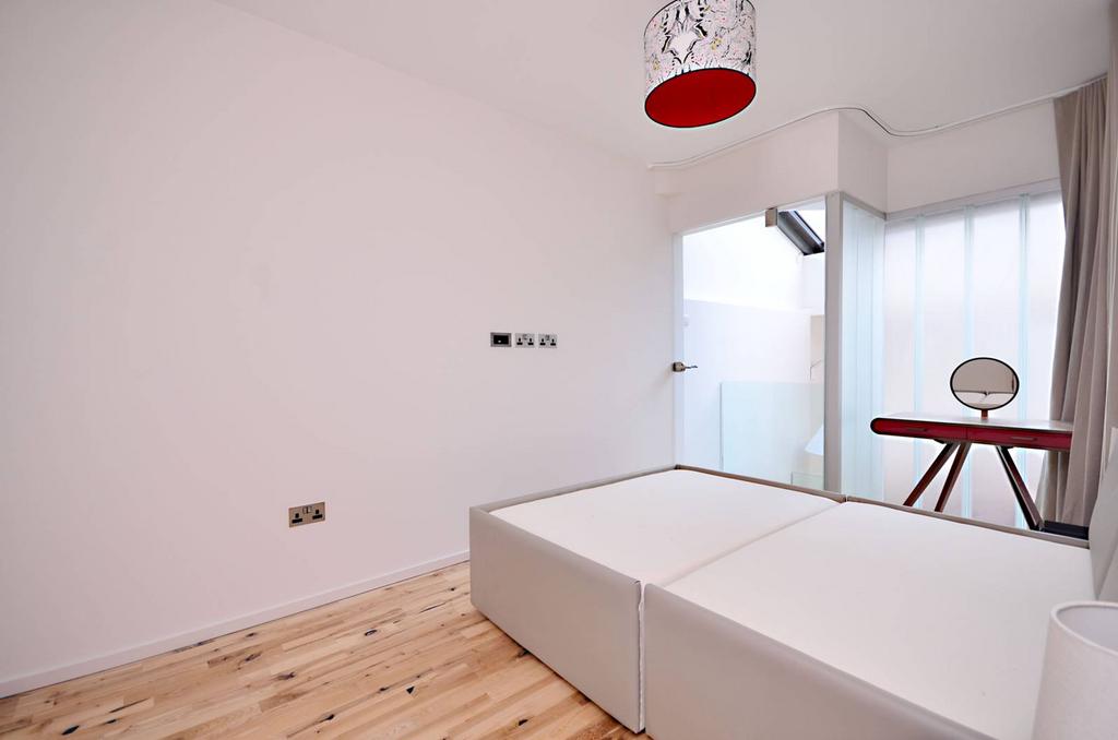 Red Lion Street, Holborn, London, WC1R 2 bed flat to rent £3,445 pcm