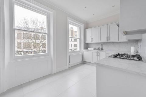3 bedroom flat to rent, Gloucester Road, South Kensington, London, SW7
