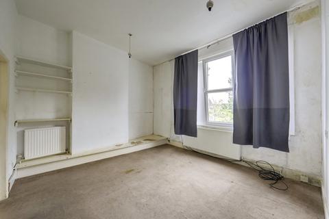 2 bedroom flat for sale, Wells Park Road, Sydenham, London, SE26