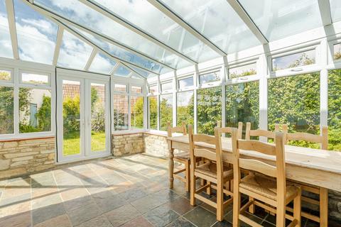 1 Orange End, Inglestone Common, Badminton, GL9 1BP