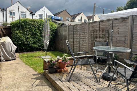 26 Gordon Road, Northfleet, Gravesend, DA11 9JW