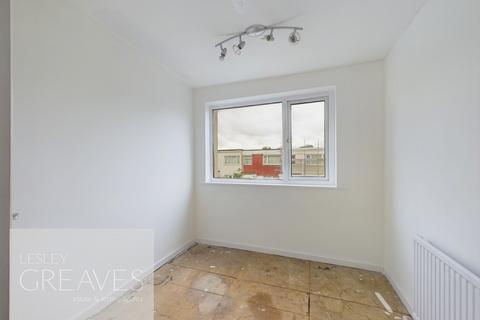 9 Eastholme Croft, Colwick Park, Nottingham, NG2 4DZ