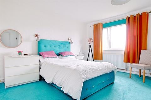 2 bedroom flat for sale, Elm Place, Rustington, Littlehampton, West Sussex, BN16