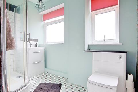 2 bedroom flat for sale, Elm Place, Rustington, Littlehampton, West Sussex, BN16