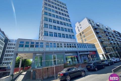 2 bedroom flat for sale, Skyline Plaza Victoria Avenue, Southend On Sea