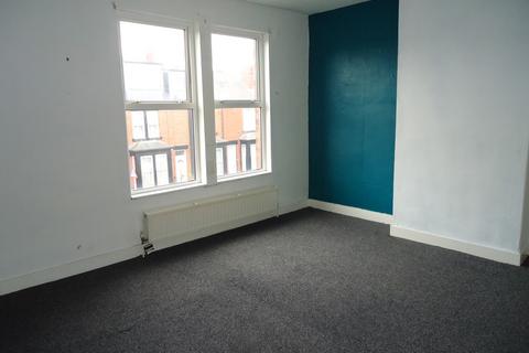 34 Tempest Road, Leeds, LS11 7AW