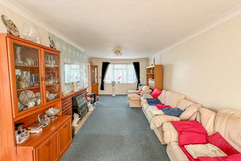 3 bedroom semi-detached house for sale, Southend Road, Rochford