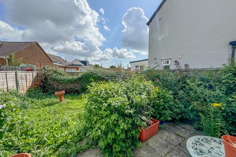 3 bedroom semi-detached house for sale, Southend Road, Rochford