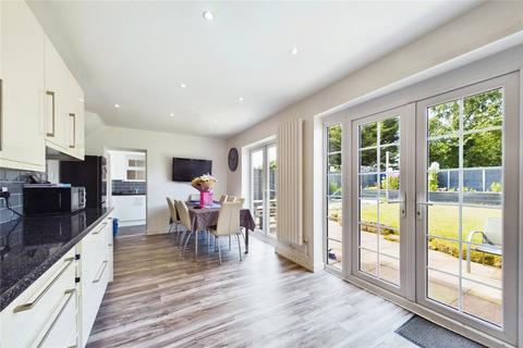 3 bedroom semi-detached house for sale, Huntsmoor Road, Tadley, Hampshire, RG26