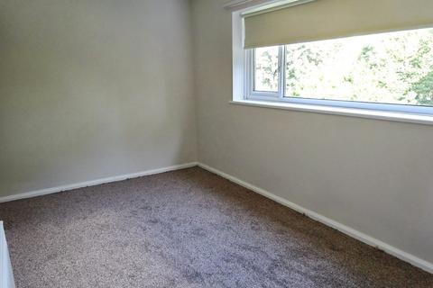 2 bedroom apartment for sale, Moorfields Court, Moor Town LS17