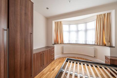 3 bedroom flat to rent, IVY ROAD N14, Southgate, N14