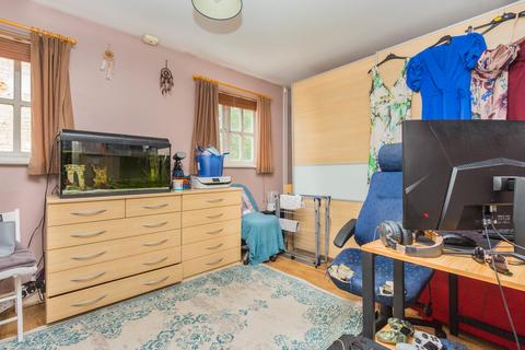 9 Weekly Close, Little Addington, Kettering, NN14 4FB