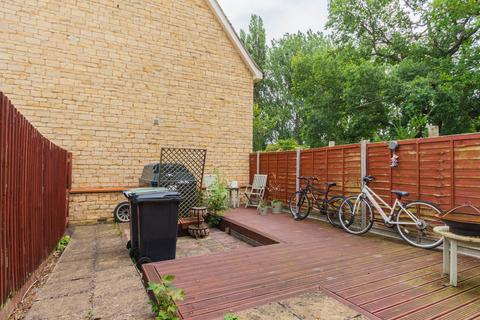 9 Weekly Close, Little Addington, Kettering, NN14 4FB
