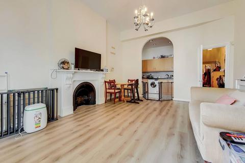 2 bedroom flat to rent, Ladbroke Grove, Ladbroke Grove, London, W10