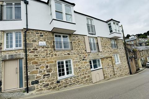 2 bedroom apartment to rent, The Strand, Newlyn