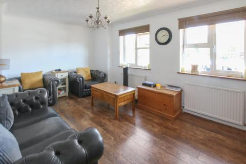 3 bedroom semi-detached house for sale, Slough