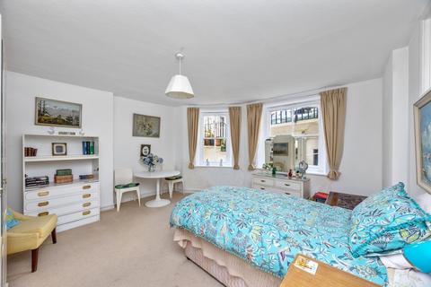 2 bedroom apartment for sale, Chesham Place, Brighton BN2