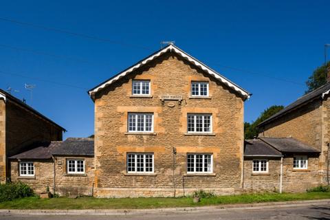 2 bedroom terraced house for sale, Lower Street, Blockley, Gloucestershire, GL56