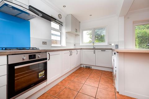 3 bedroom semi-detached house for sale, Salisbury Road, Southampton SO40