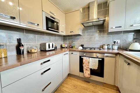 3 bedroom semi-detached house for sale, Newgale Close, Barry