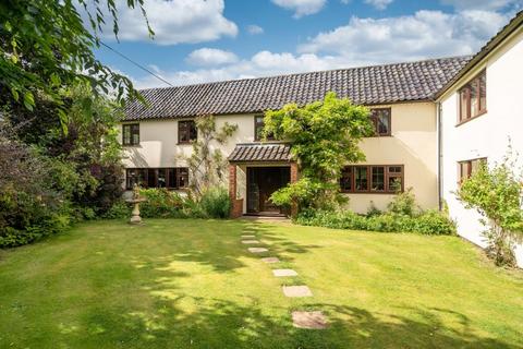 4 bedroom detached house for sale, Langley