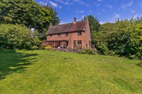 Furze Cottage Lanham Lane, Winchester, SO22 5JS
