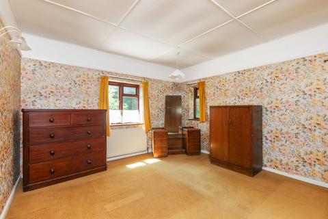 Furze Cottage Lanham Lane, Winchester, SO22 5JS