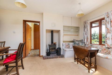 Furze Cottage Lanham Lane, Winchester, SO22 5JS