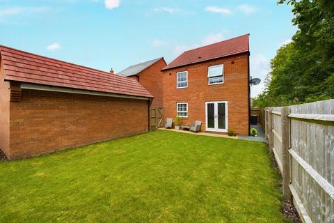 4 bedroom detached house for sale, Galloway Road, Drakelow