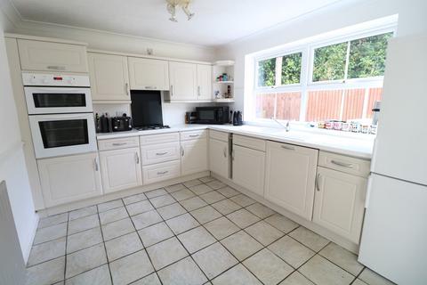 21 Alderminster Road, Hillfield, Solihull, B91 3UN