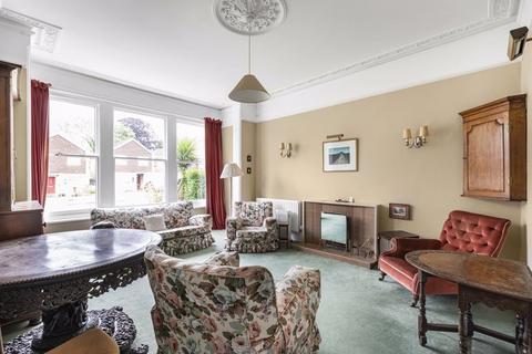 8 Highview Road, Sidcup, DA14 4EX