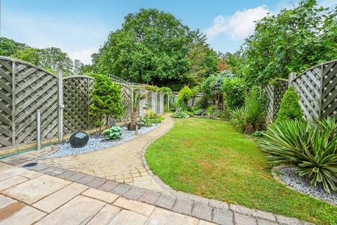 4 bedroom terraced house for sale, Firstway, Raynes Park, London, SW20