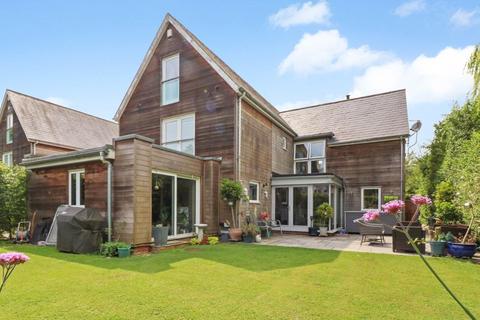 6 bedroom property for sale, Summer Lane, Canterbury CT2